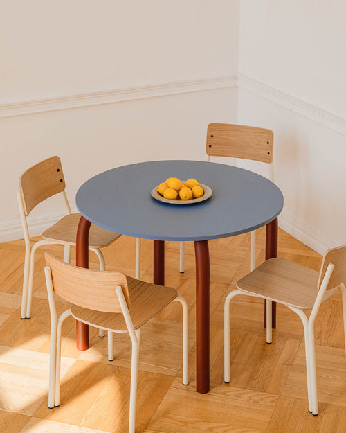 noo.ma Kei Chair - eiken plywood stoel, comfortabel en tijdloos design