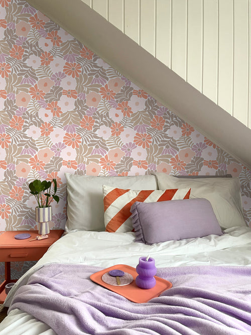 ESTAhome behang bloemen in Matisse stijl oranje, paars en licht roze - 50 x 900 cm - 131003 - vtwonen shop