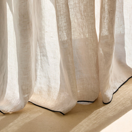 Madura Gordijn Carlina kalksteen en zwarte hommel 200x280 cm