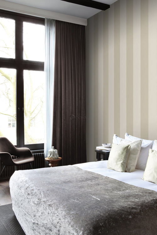 Origin Wallcoverings behang strepen donker beige - 53 cm x 10,05 m - 347016 - vtwonen shop