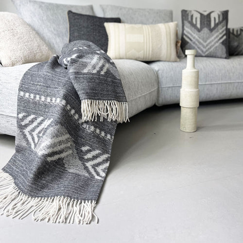 Malagoon plaid Mochica - anthraciet - 140x200cm