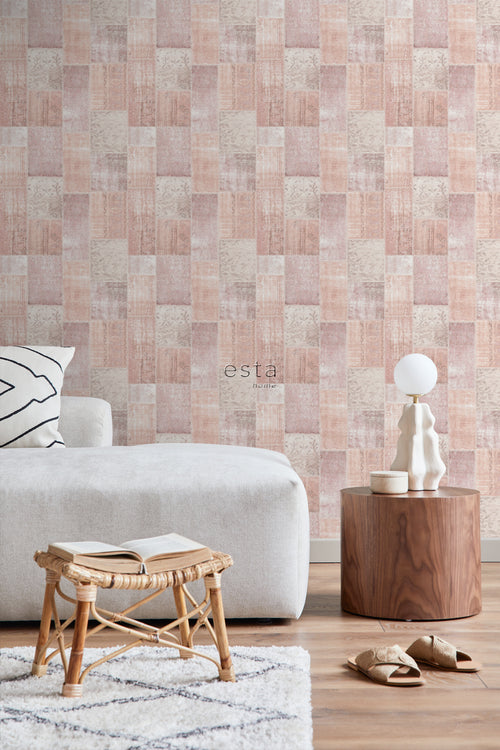 ESTAhome behang Marrakech kelim patchwork tapijt perzik oranje roze - 53 cm x 10.05 m - 148651
