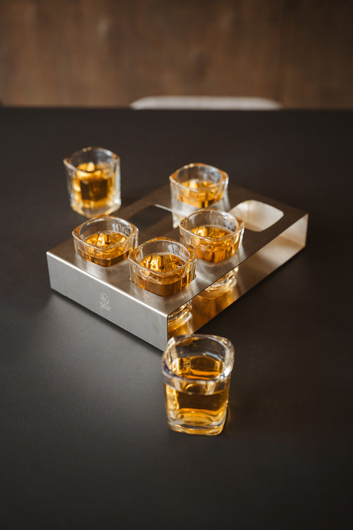 Leopold Vienna - shotglazen met tray - set van 6 shotglaasjes - vtwonen shop