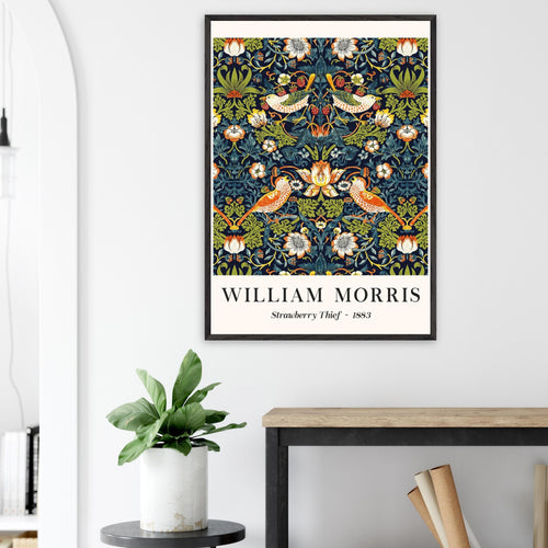 Artfulprints Poster met Lijst William Morris - Strawberry thief   - 30x40 cm - Donkergroen