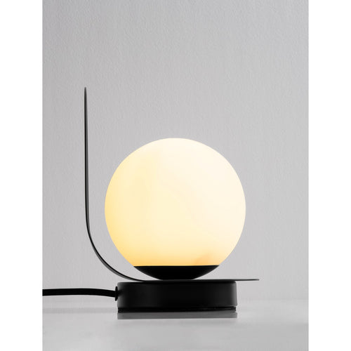 Nova Luce KAMEN Bolvormige tafellamp, zandkleurig zwart, opaal, E16 fitting, 1x5W, aan/uit-schakelaar.