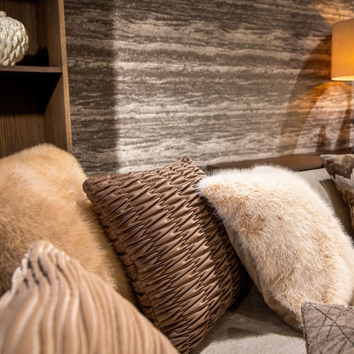 HALINA | sierkussen 43x43 cm | Coca Mocha | Hoii | met duurzame kussenvulling