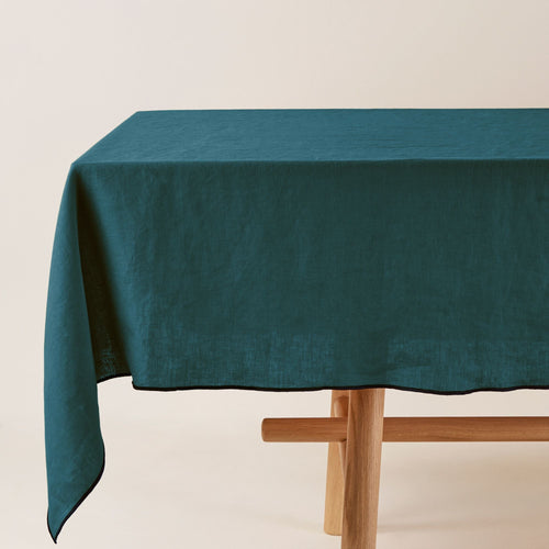 Madura Rechthoekig tafelkleed Carlina olie en zwarte hommels 170x250 cm