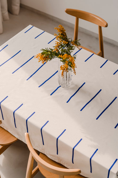 noo.ma MARR Tafelkleed - 140x140 cm - Blueberry Pie - vtwonen shop