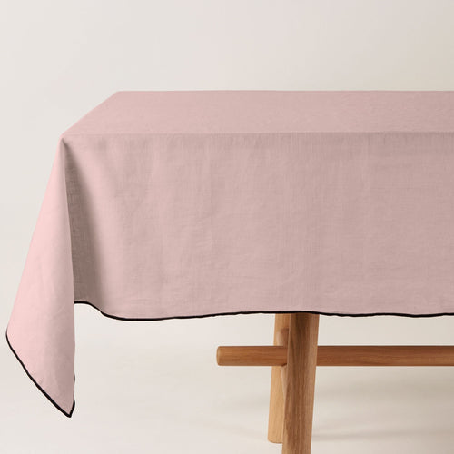 Madura Rechthoekig tafelkleed Carlina poederroze en zwarte hommel 170x250 cm