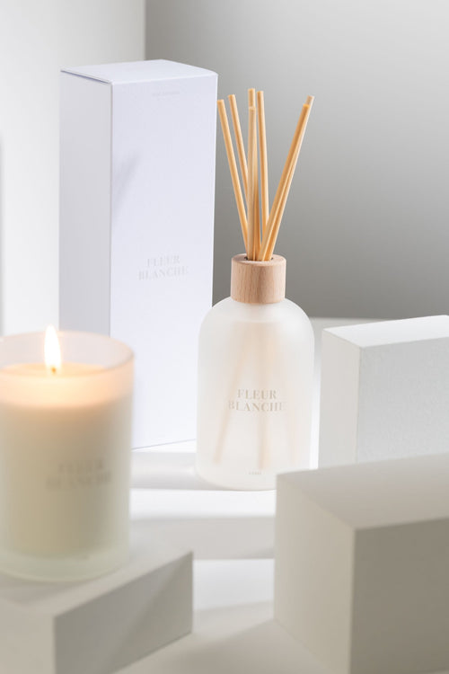 J-Line geurstokjes Accords Essentiels - Fleur Blanche - wit - 550 ml