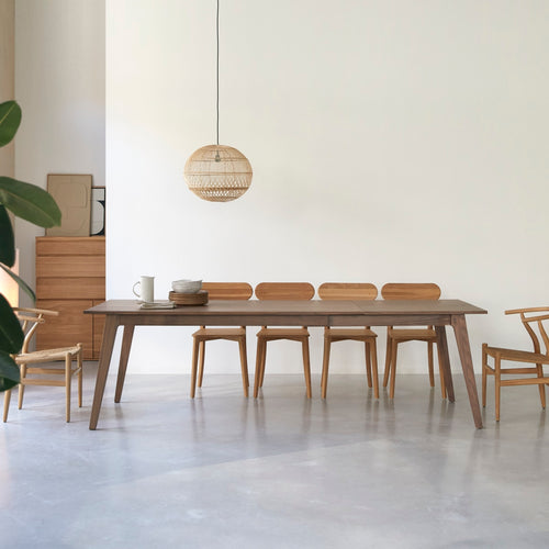 Tikamoon Uitschuifbare tafel in massief notenhout 6-12 pers. - Bruin - vtwonen shop