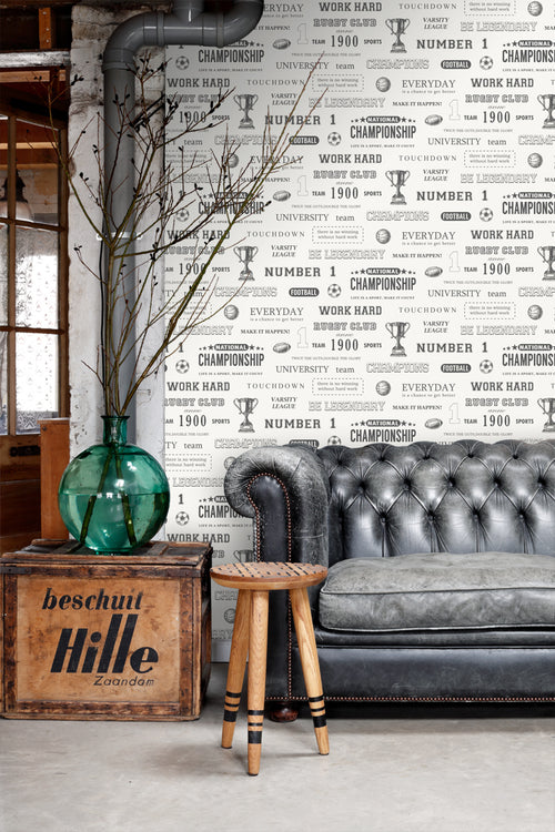 ESTAhome behang sportquotes zwart op gebroken wit - 53 cm x 10.05 m - 128817