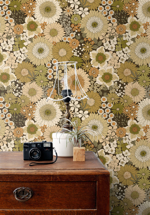 ESTAhome behang retro bloemen olijfgroen en oranje bruin - 50 x 900 cm - 131317 - vtwonen shop