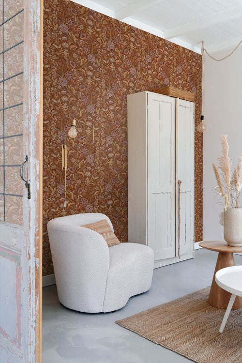 ESTAhome behang vintage bloemen terracotta bruin en donker paars - 50 x 900 cm - 131333 - vtwonen shop