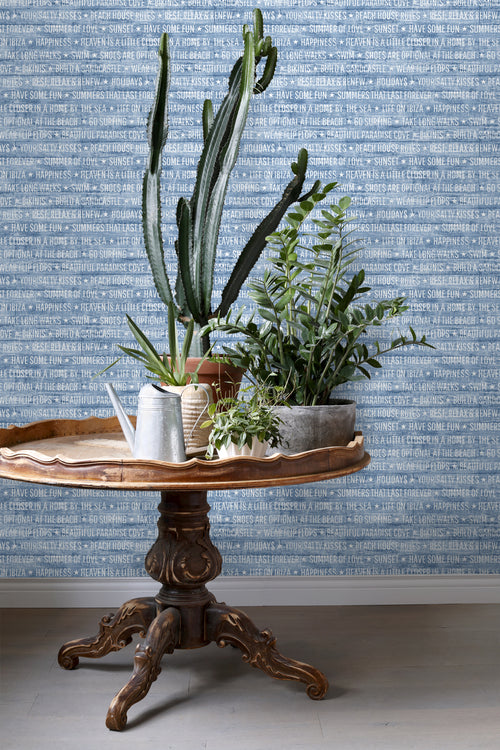 ESTAhome behang zomerse quotes blauw - 53 cm x 10.05 m - 148643