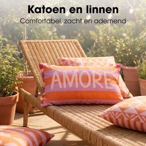 Mica Decorations Amore Sierkussen - Kussen met Kussenhoes - Woondecoratie Woonkamer - 55 x 35 x 10 cm - Katoen, Linnen, Polyester - Oranje, Paars,