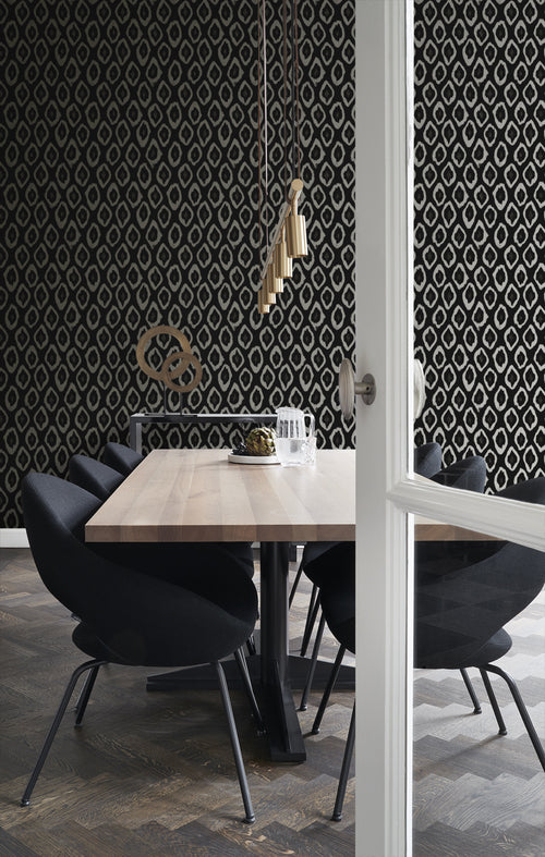 Origin Wallcoverings behang ikat motief zwart - 53 cm x 10,05 m - 346922 - vtwonen shop