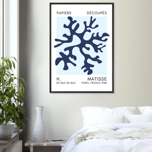 Artfulprints Poster Matisse – Dreamy coral flower navy blue I   - 50x70 cm - Blauw
