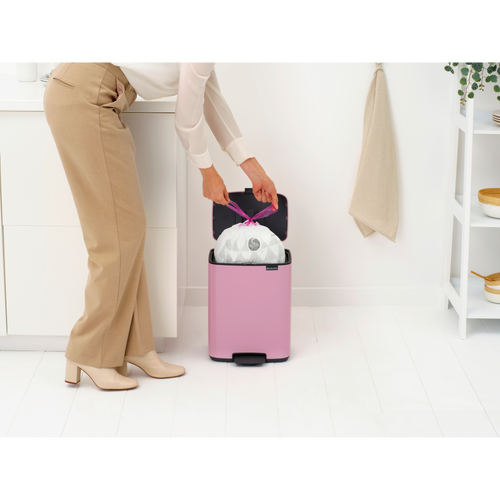 Brabantia Bo Pedaalemmer, 12 liter, stil sluitend, kunststof binnenemmer - Lilac Pink