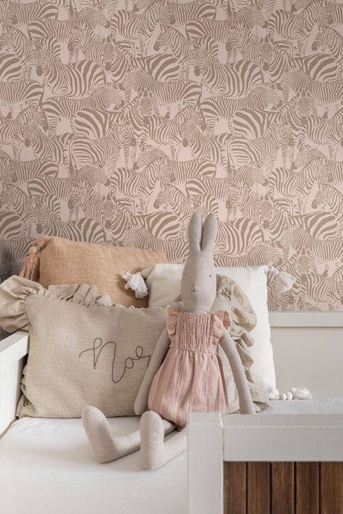 ESTAhome behang zebra's bruin en roze - 50 x 900 cm - 132215
