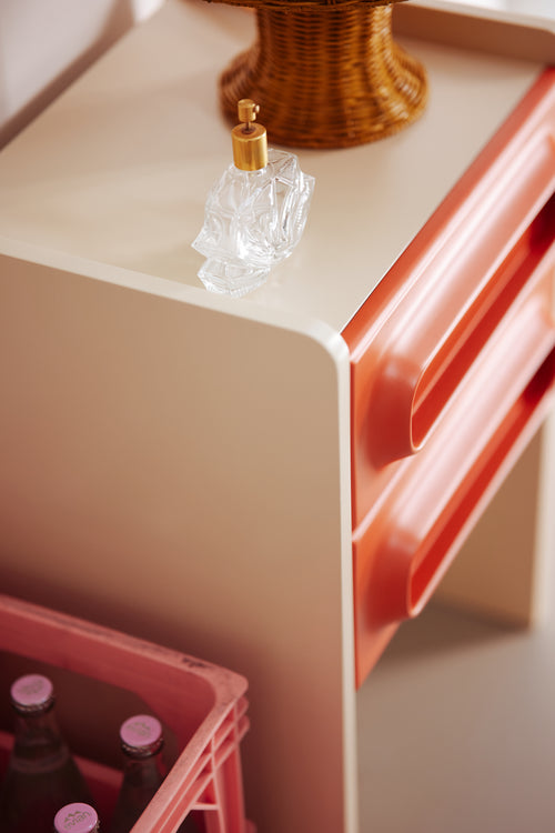 HKLIVING nachtkast Space – oranje/creme - vtwonen shop