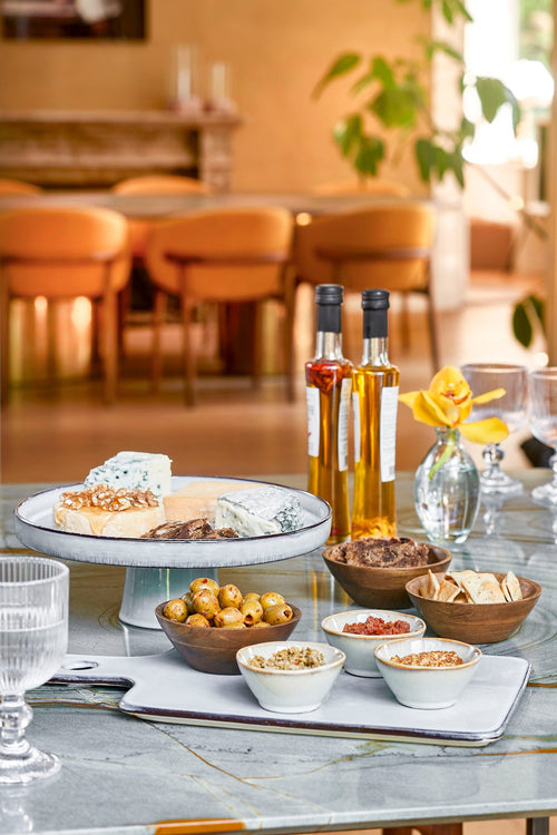 Mica Decorations Racco Taartplateau - H11 x Ø28 cm - Steengoed - Lichtgrijs - vtwonen shop