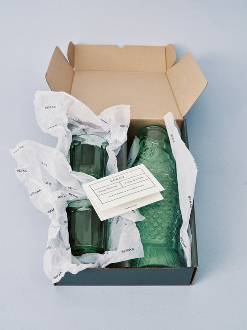 Serax Set karaf met 2 glazen M groen Fish & Fish - vtwonen shop