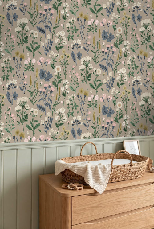 Sanders & Sanders behang veldbloemen taupe en meerkleurig - 50 x 900 cm - 935408