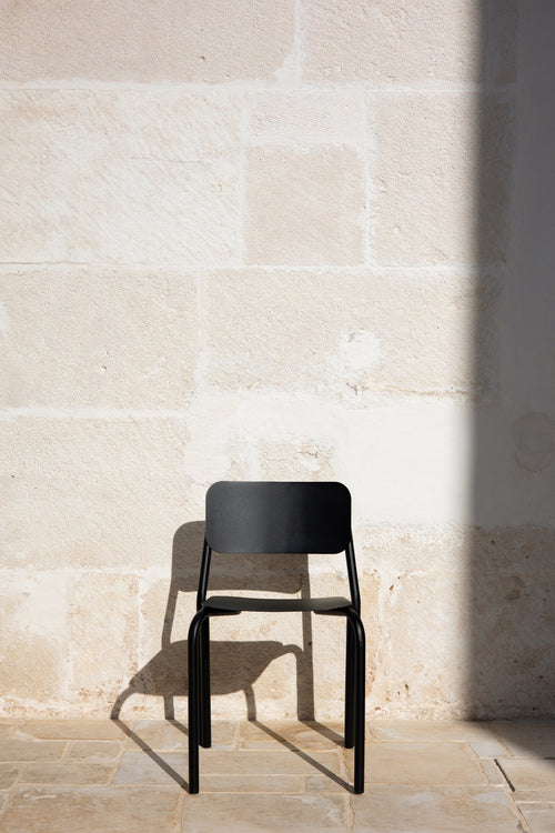 noo.ma KEI Outdoor stoel - Vulcano Black - vtwonen shop