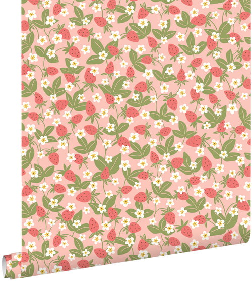 ESTAhome behang aardbeien groen en roze - 50 x 900 cm - 132172
