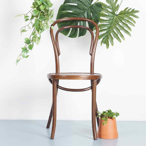 Fameg Vienna Thonet No.14 Houten Bistrostoel Walnoot - vtwonen shop
