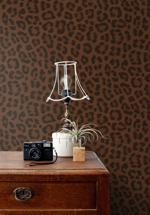 ESTAhome behang panterprint bruin - 50 x 900 cm - 131436 - vtwonen shop