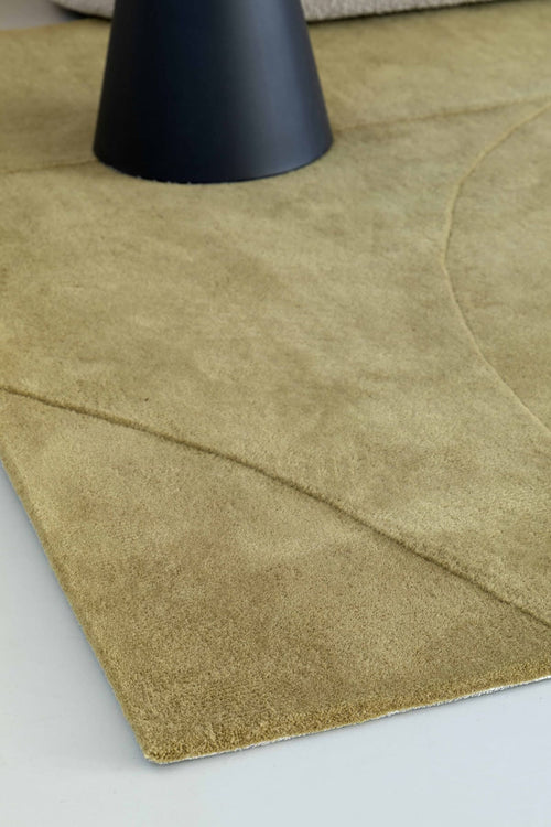 Vloerkleed MOMO Rugs Designer Elvire Instant Crush olive 200x250 cm - vtwonen shop