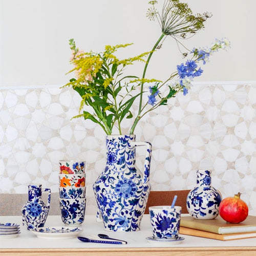 Return to Sender Vaas 15 cmBed of Flowers Blue handgeschilderd ronde vorm - vtwonen shop