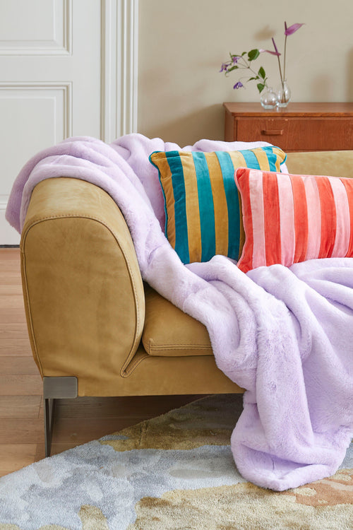 In The Mood Collection Clair Sierkussen - L45 x B45 x H10 cm - Katoenfluweel - Geel, Groen - vtwonen shop