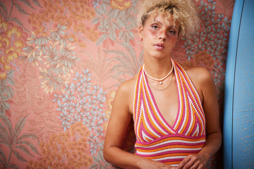 Livingwalls behang bloemen roze, blauw, geel en groen - 53 cm x 10.05 m - AS-391284 - vtwonen shop