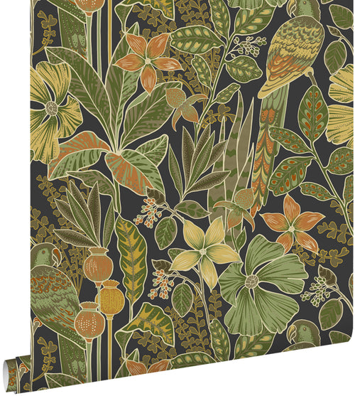 ESTAhome behang tropische bloemen en paradijsvogels vergrijsd olijfgroen - 50 x 900 cm - 131160 - vtwonen shop