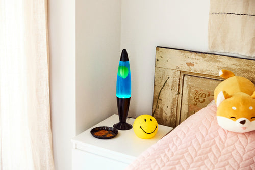 Lighto | Lavalamp zwart | blauwe vloeistof met gele lava - vtwonen shop