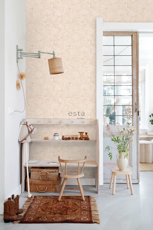 ESTAhome behang ginkgo bladeren zand beige en licht terracotta - 53 cm x 10.05 m - 139488