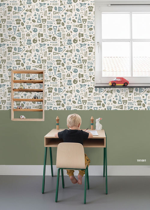 ESTAhome behang sportthema groen en blauw - 50 x 900 cm - 131943