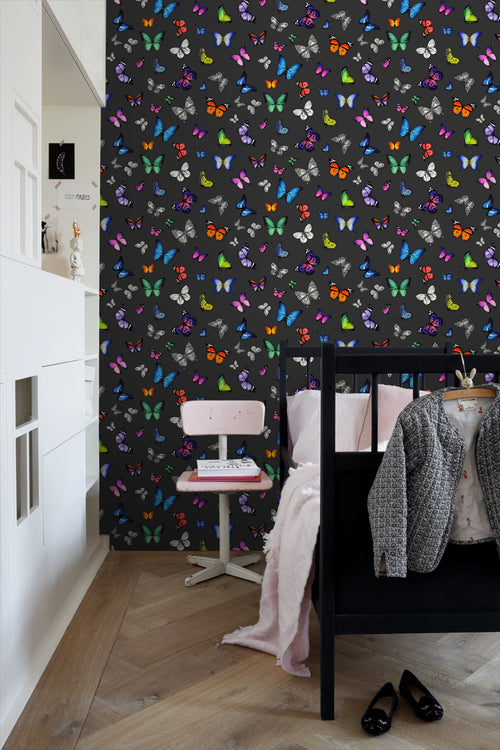 ESTAhome behang vlinders multicolor op zwart - 53 cm x 10.05 m - 138508