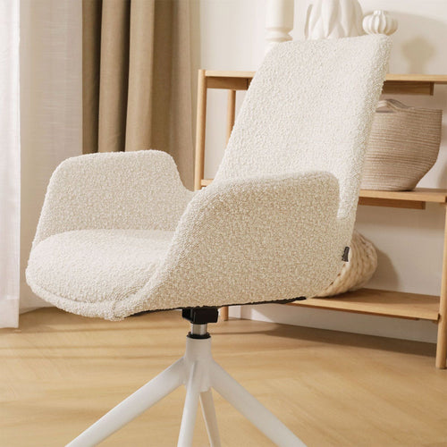 Nolon Nola-Eef Eetkamerstoel Bouclé Beige - Draaibaar Wit Onderstel - vtwonen shop