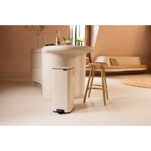 Brabantia Bo Pedaalemmer, 30 liter, stil sluitend, kunststof binnenemmer - Soft Beige