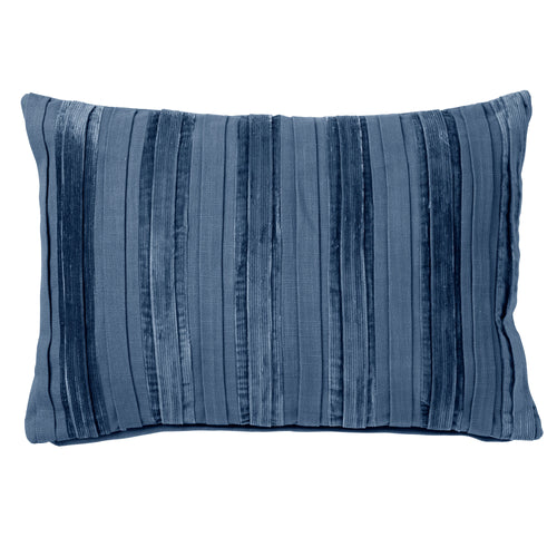 Hoii sierkussen Estella - 40x60 cm - Insignia Blue - Blauw - vtwonen shop