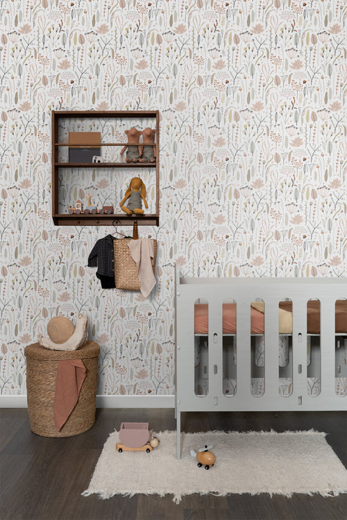 ESTAhome behang veldbloemen zacht roze, grijs en terracotta - 53 cm x 10.05 m - 139702