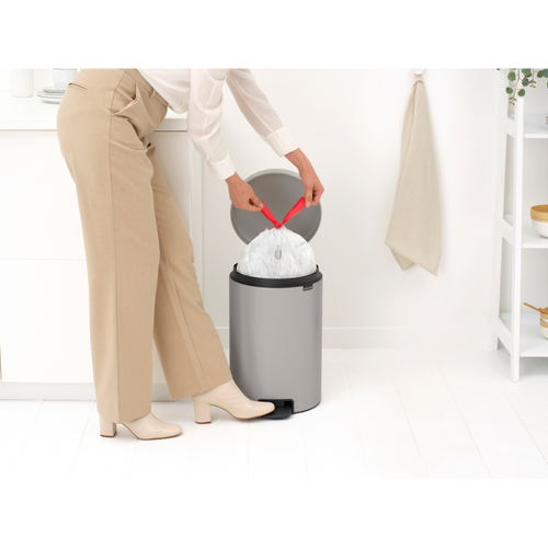 Brabantia NewIcon Pedaalemmer, 20 liter, kunststof binnenemmer - Soft Grey