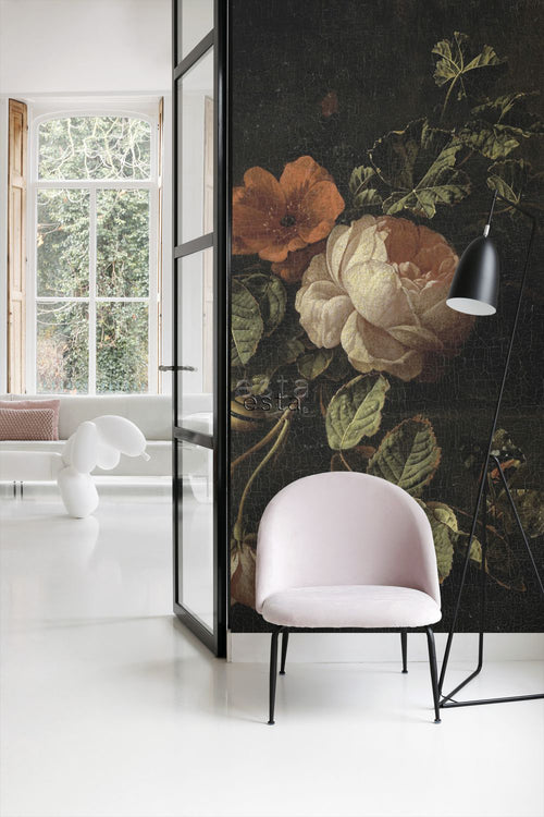 ESTAhome fotobehang bloemstilleven donker rood en zwart - 186 x 279 cm - 158884 - vtwonen shop