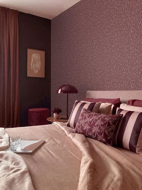 ESTAhome behang panterprint mauve paars - 50 x 900 cm - 132206