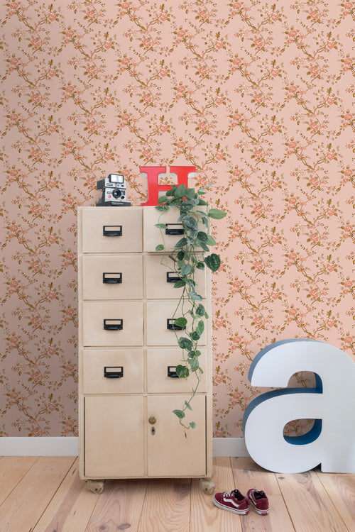 ESTAhome behang vintage bloemen terracotta roze - 50 x 900 cm - 131567 - vtwonen shop
