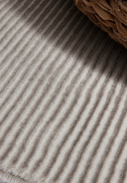 Elle Decoration Perles Shortpile Rug Dolomite Cream Grey 160x235 cm